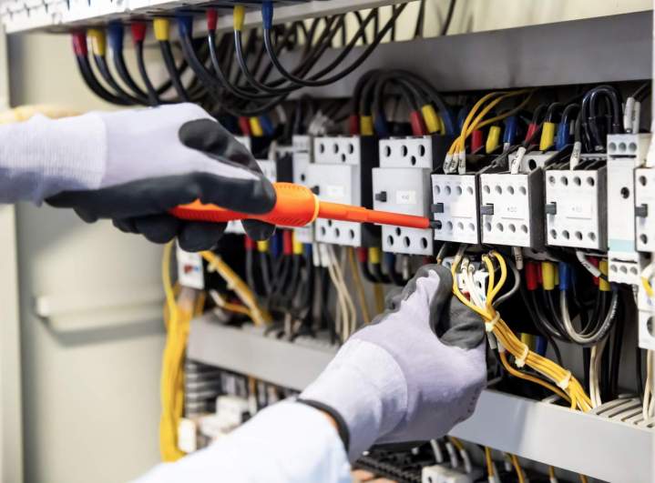 Maintenance électrique résidentielle Saguenay–Lac-Saint-Jean