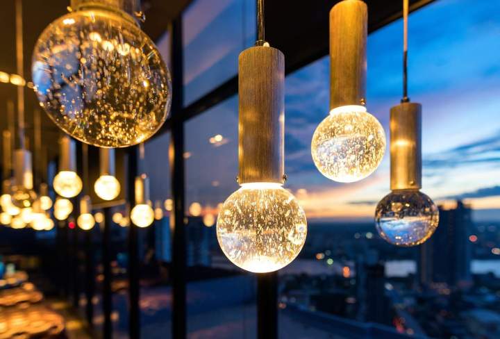 Suspensions lumineuses intérieures modernes Saguenay–Lac-Saint-Jean